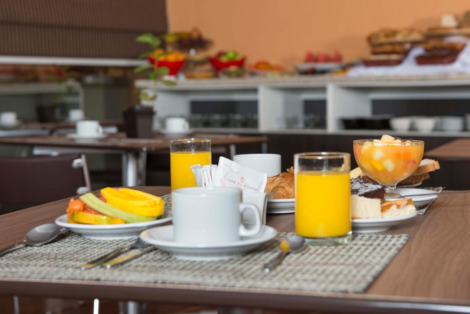 פוארטו איגואסו Arami Hotel & Lodge מראה חיצוני תמונה